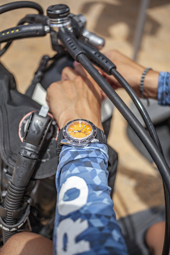 Men watch ∙ Automatic ∙ Orange ∙ 316L stainless steel - #3